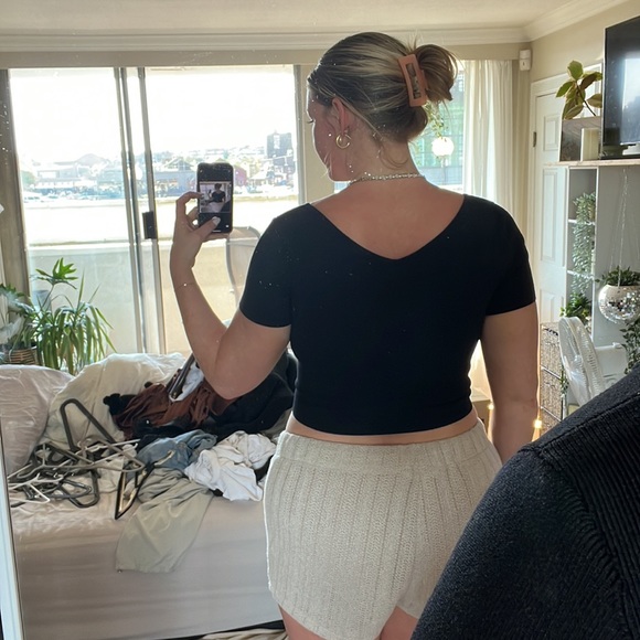 Bandage cross v-neck top! Aritzia! - Picture 2 of 3